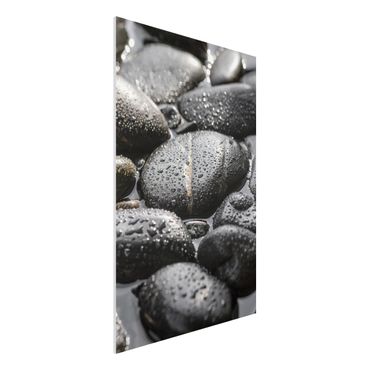 Forex Fine Art Print - Schwarze Steine im Wasser - Hochformat 3:2