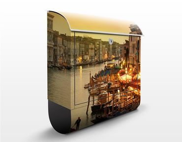 Briefkasten mit Zeitungsfach - Großer Kanal von Venedig - Wandbriefkasten