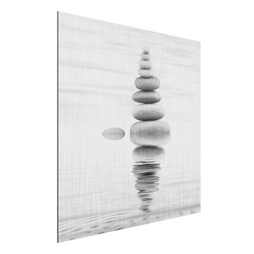 Aluminium Print gebürstet - Steinturm im Wasser Schwarz-Weiß - Quadrat 1:1