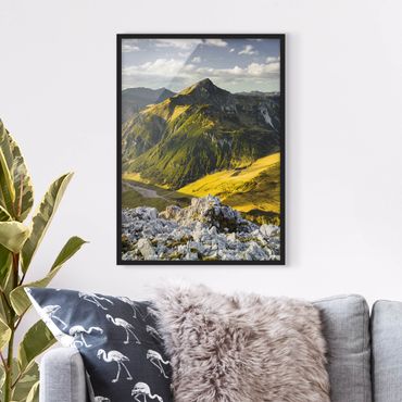 Bild mit Rahmen - Berge und Tal der Lechtaler Alpen in Tirol - Hochformat 3:4