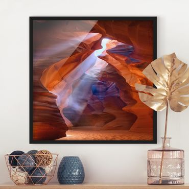 Bild mit Rahmen - Lichtspiel im Antelope Canyon - Quadrat 1:1