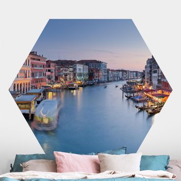 Hexagon Mustertapete selbstklebend - Abendstimmung auf Canal Grande in Venedig