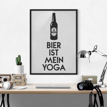Bild mit Rahmen - Bier Ist Mein Yoga - Hochformat