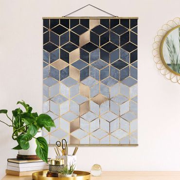 Stoffbild mit Posterleisten - Elisabeth Fredriksson - Blau Weiß goldene Geometrie - Hochformat 3:4