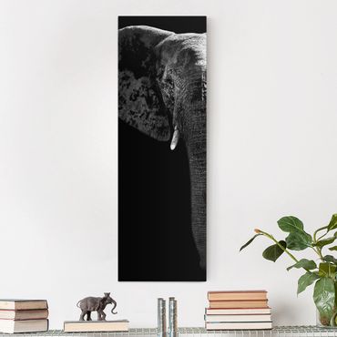 Leinwandbild Schwarz-Weiß - Afrikanischer Elefant schwarz-weiß - Panoramabild Hoch