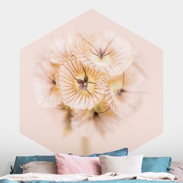 Hexagon Mustertapete selbstklebend - Pastellfarbener Blütenstrauß II