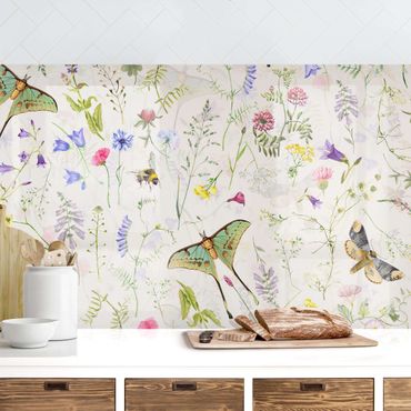 Küchenrückwand - Schmetterlinge mit Blumen auf Creme