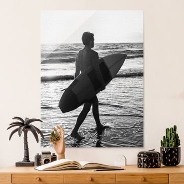 Glasbild - Surferboy im Sonnenuntergang - Hochformat