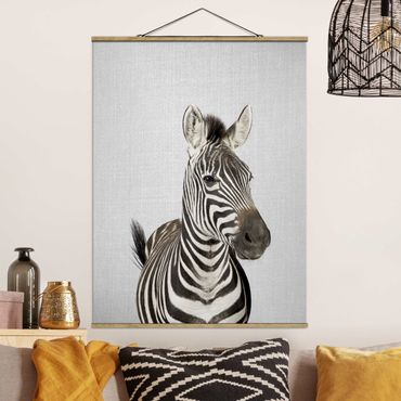 Stoffbild mit Posterleisten - Zebra Zilla - Hochformat 3:4