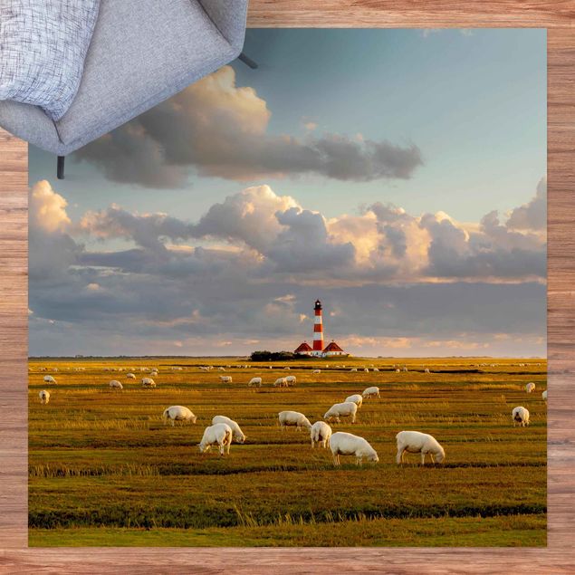 Wanddeko Esszimmer Nordsee Leuchtturm mit Schafsherde