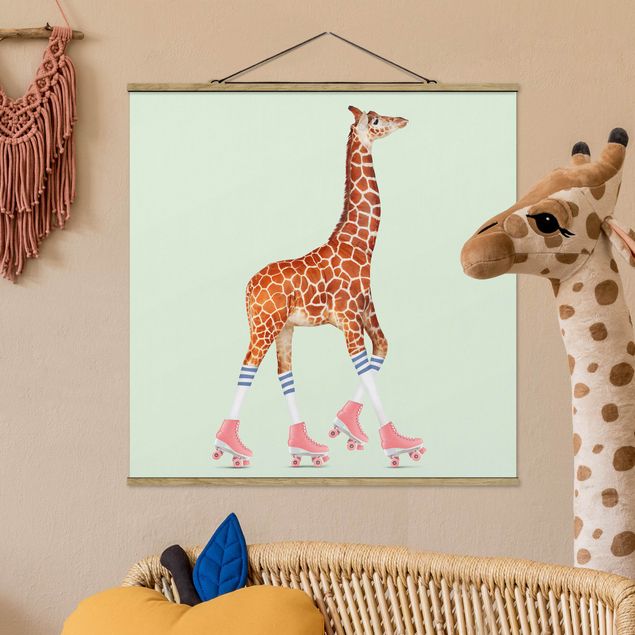 Deko Kinderzimmer Giraffe mit Rollschuhen