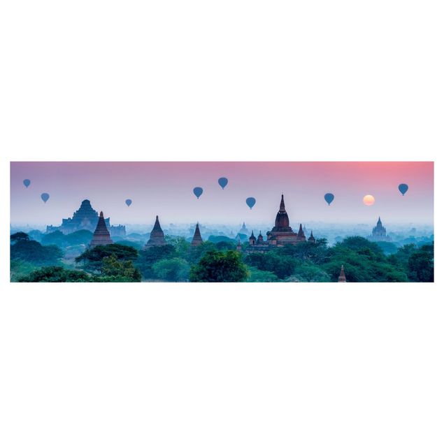 Deko Himmel Heißluftballons über Tempelanlage