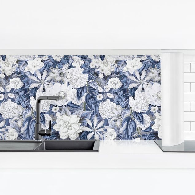 Küchenrückwand Folie Blumen Weiße Blumen vor Blau