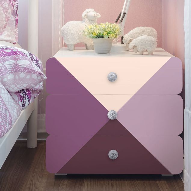 Wanddeko Schlafzimmer 3 violette Quadrate Blütenfarben & helle Kontrastfarbe