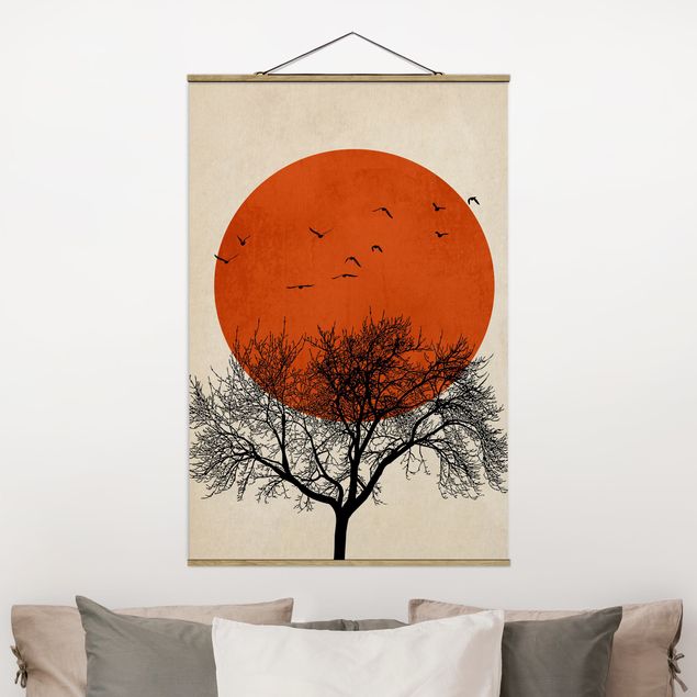 Wanddeko Wohnzimmer Vogelschwarm vor roter Sonne II
