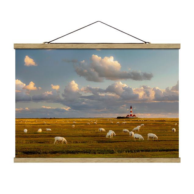 Wanddeko Esszimmer Nordsee Leuchtturm mit Schafsherde