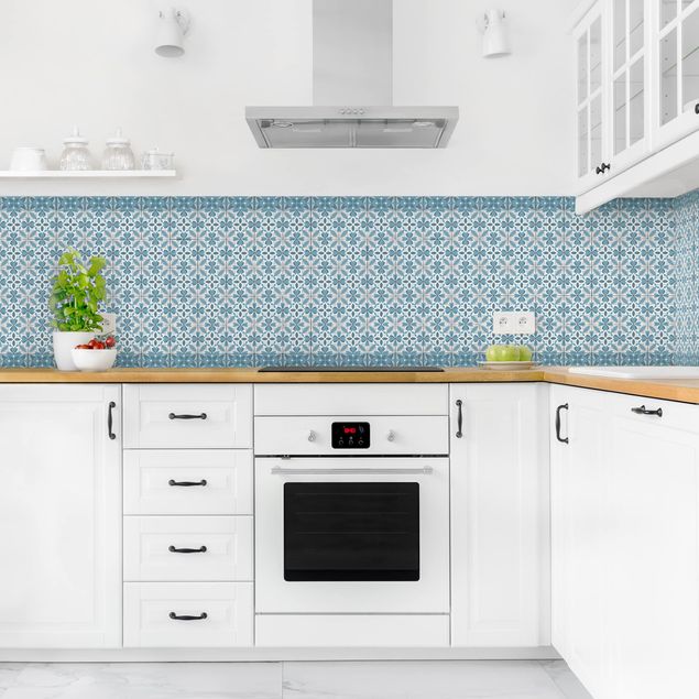 Küchen Deko Geometrischer Fliesenmix Blüte Blaugrau