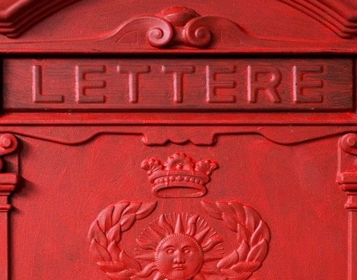 Briefkasten Nostalgie - Briefkasten in Italien - Briefkasten mit Zeitungsrolle