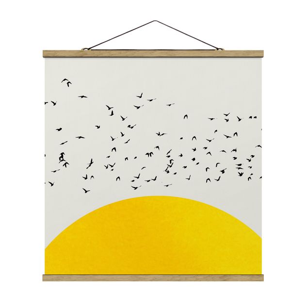 Wanddeko Flur Vogelschwarm vor gelber Sonne