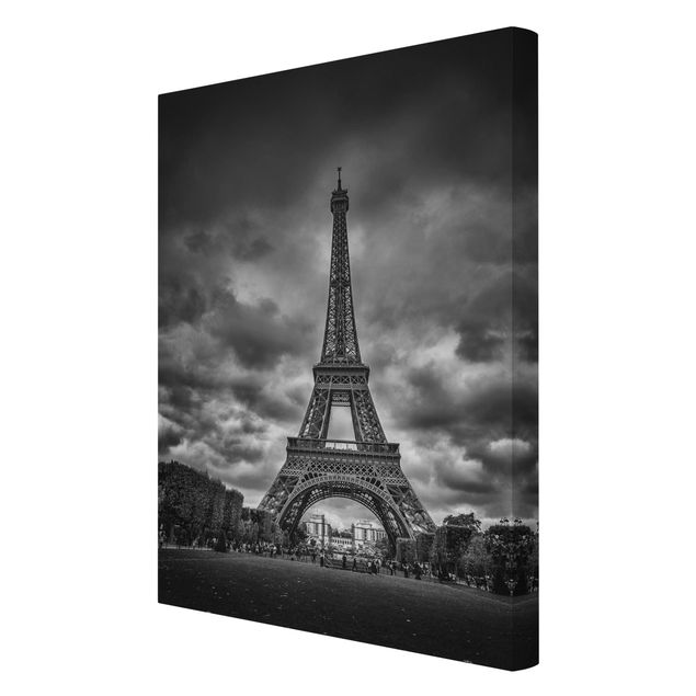 Wanddeko Esszimmer Eiffelturm vor Wolken schwarz-weiß