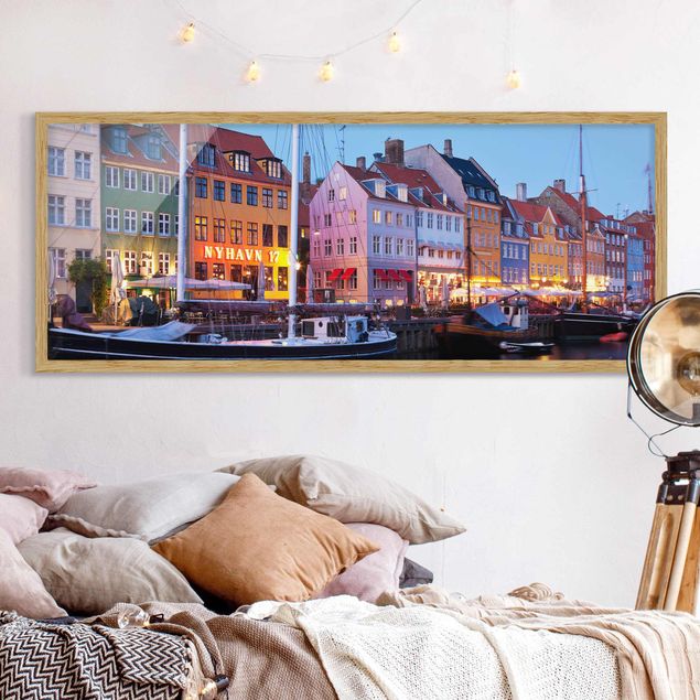 Wanddeko Wohnzimmer Kopenhagener Hafen am Abend