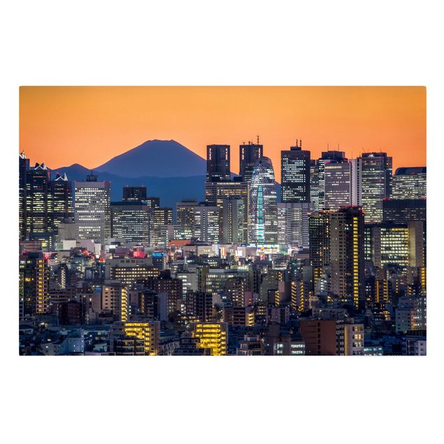 Wanddeko Flur Tokio mit dem Fuji am Abend