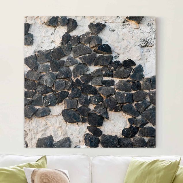 Wanddeko Wohnzimmer Mauer mit Schwarzen Steinen