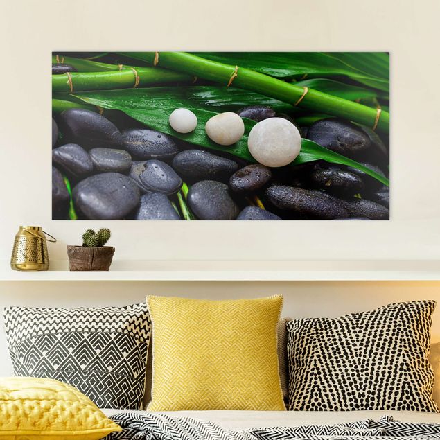 Wanddeko Wohnzimmer Grüner Bambus mit Zen Steinen