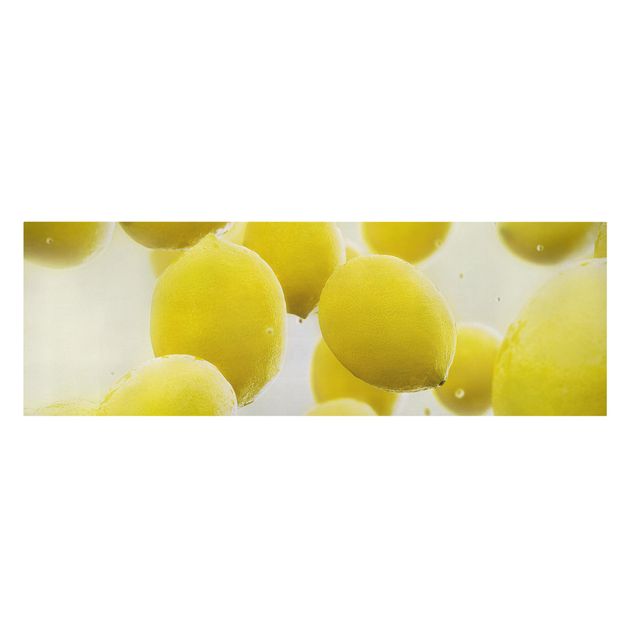 Wohndeko Obst Zitronen im Wasser
