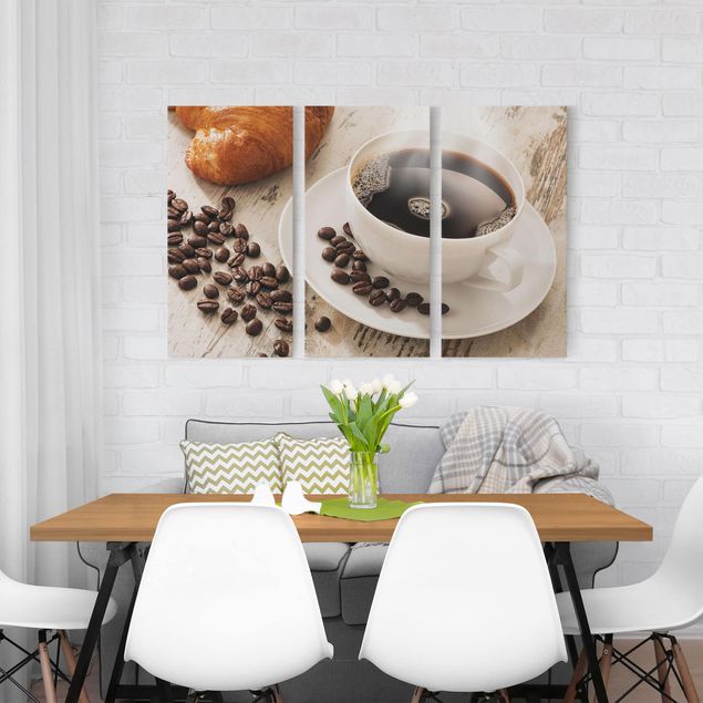 Wanddeko Esszimmer Dampfende Kaffeetasse mit Kaffeebohnen