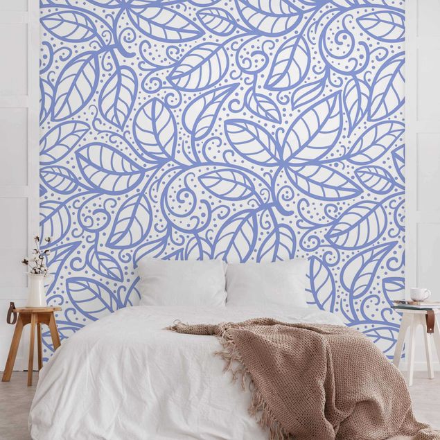 Wanddeko Schlafzimmer Blattmuster Boho mit Punkten in Blauviolett