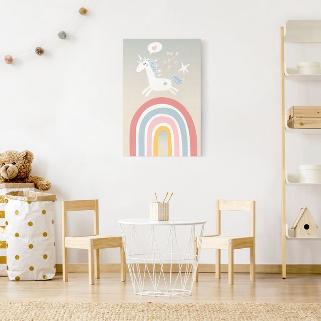 Wanddeko Mädchenzimmer Einhorn auf Regenbogen in Pastell