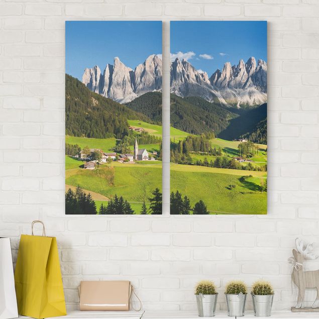 Wanddeko Wohnzimmer Geislerspitzen in Südtirol