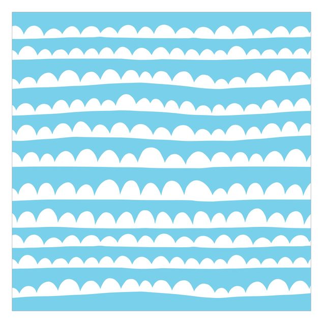 Wanddeko Jungenzimmer Gezeichnete Weiße Wolkenbänder im Blauen Himmel