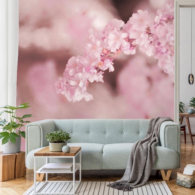 Wanddeko Wohnzimmer Kirschblüte im Violetten Licht