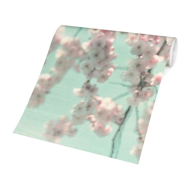 Wanddeko Esszimmer Kirschblütentanz auf Leinenstruktur