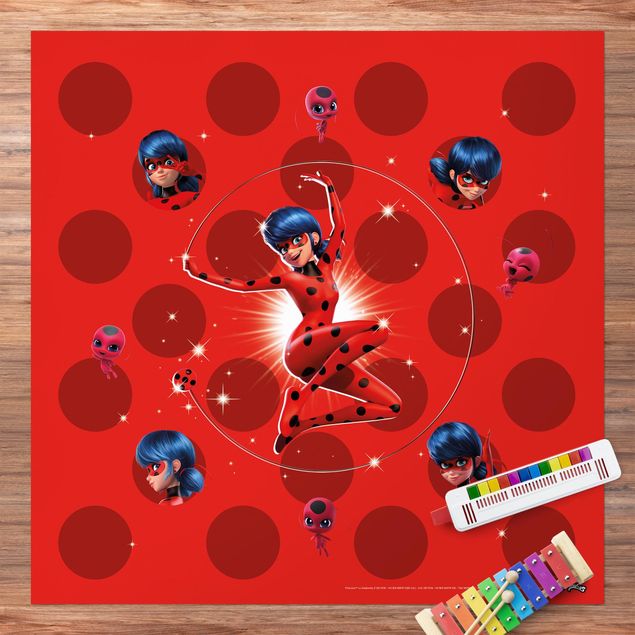 Wanddeko rot Miraculous Ladybug auf roten Punkten