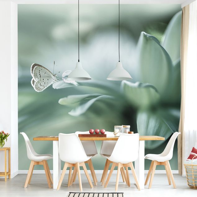 Wanddeko Wohnzimmer Schmetterling und Tautropfen in Pastellgrün