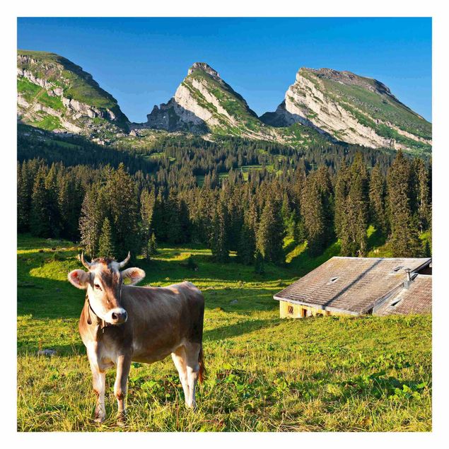 Wanddeko Treppenhaus Schweizer Almwiese mit Kuh