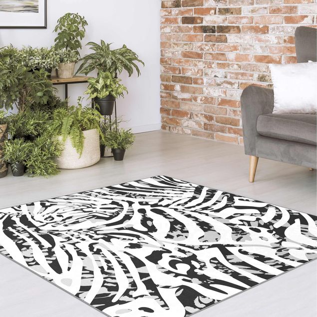 Wanddeko schwarz-weiß Zebramuster in Grautönen