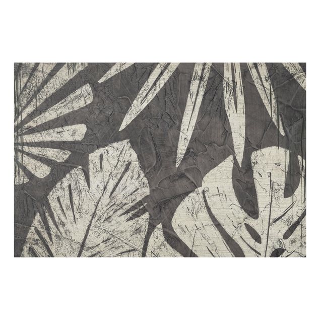 Deko Pflanzen Palmenblätter vor Dunkelgrau