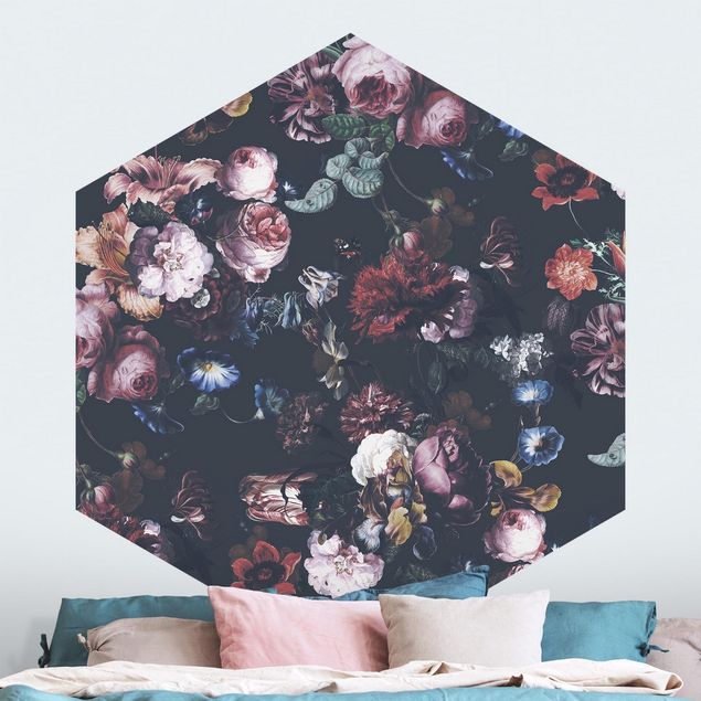 Wanddeko Schlafzimmer Altmeisterliche Blüten mit Tulpen und Rosen auf Dunkelgrau