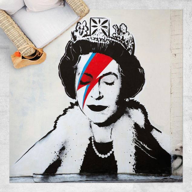 Wanddeko Flur Queen Lizzie Stardust - Brandalised ft. Graffiti by Banksy