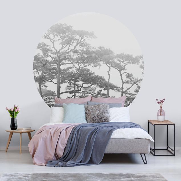 Wanddeko Schlafzimmer Baumkronen im Nebel Schwarz Weiß