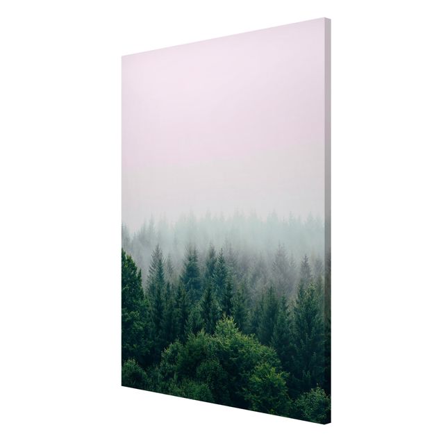 Wanddeko grün Wald im Nebel Dämmerung
