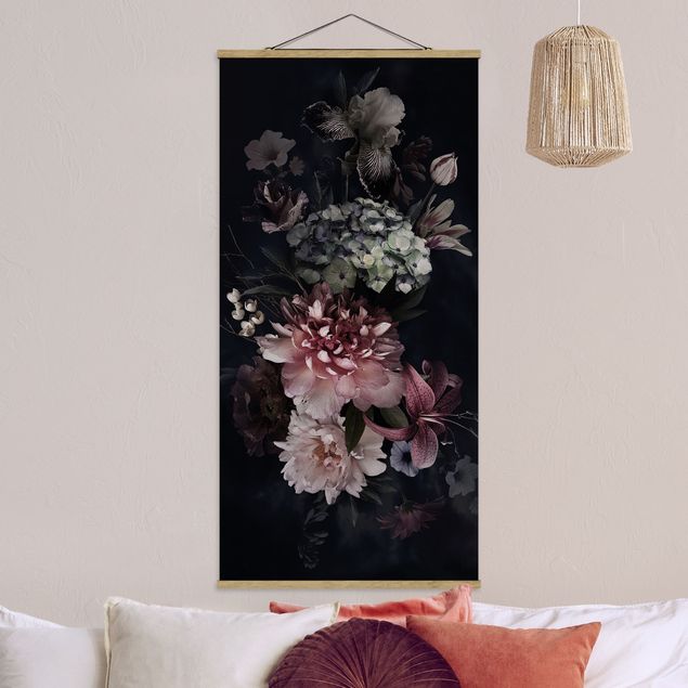 Wanddeko Wohnzimmer Blumen mit Nebel auf Schwarz