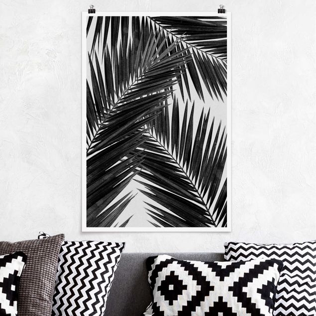 Wanddeko Botanik Blick durch Palmenblätter schwarz weiß