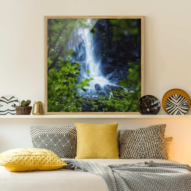 Wanddeko Schlafzimmer Blick zum Wasserfall