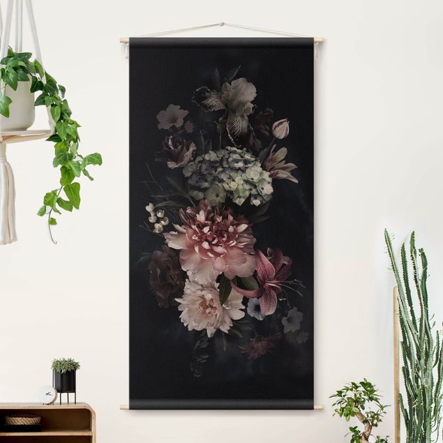 Wanddeko Wohnzimmer Blumen mit Nebel auf Schwarz