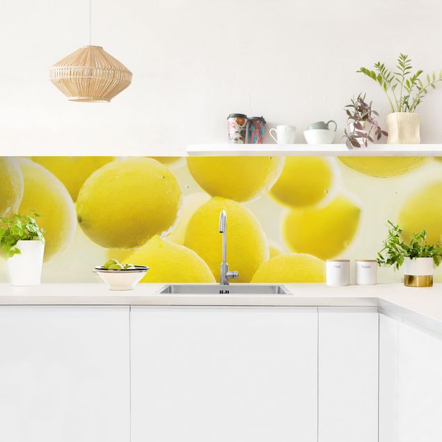 Wanddeko gelb Zitronen im Wasser